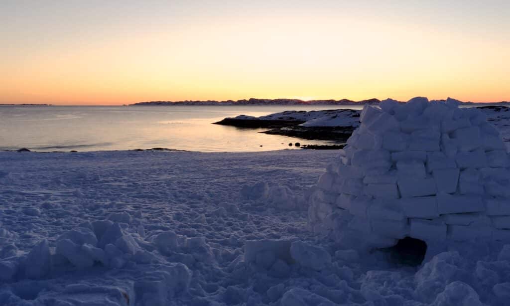 Igloo at the water