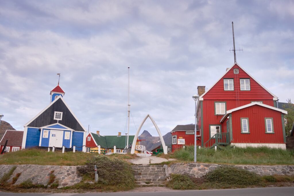 Sisimiut whale jawbones
