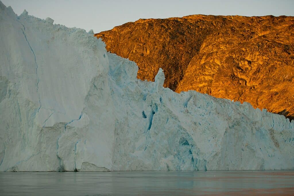 Beautiful contrasts as the sun hits the posterier mountain