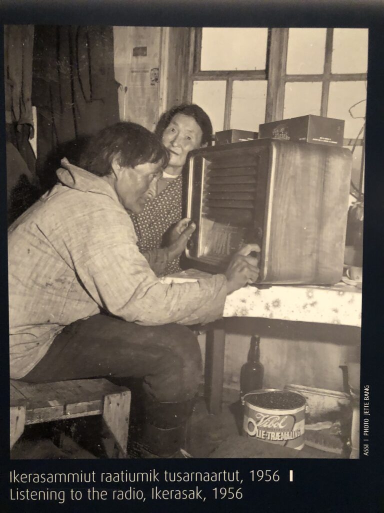 Greenlandic coulpe listning to radio