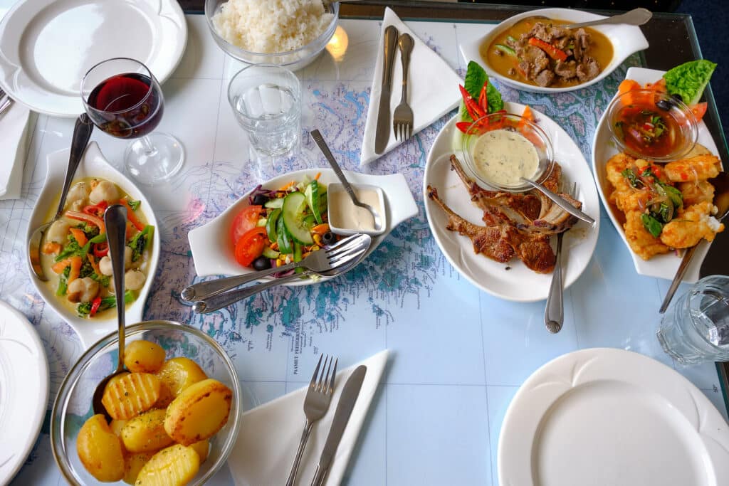 Tasting menu at Qooqqut Nuan restaurant in the Nuuk Fjord - Guide to Greenland