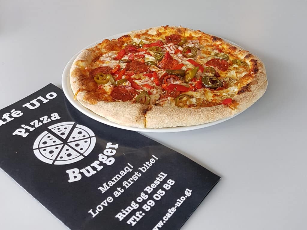 Best pizza in all of Greenland in Cafe Ulo in Maniitsoq - Guide to Greenland