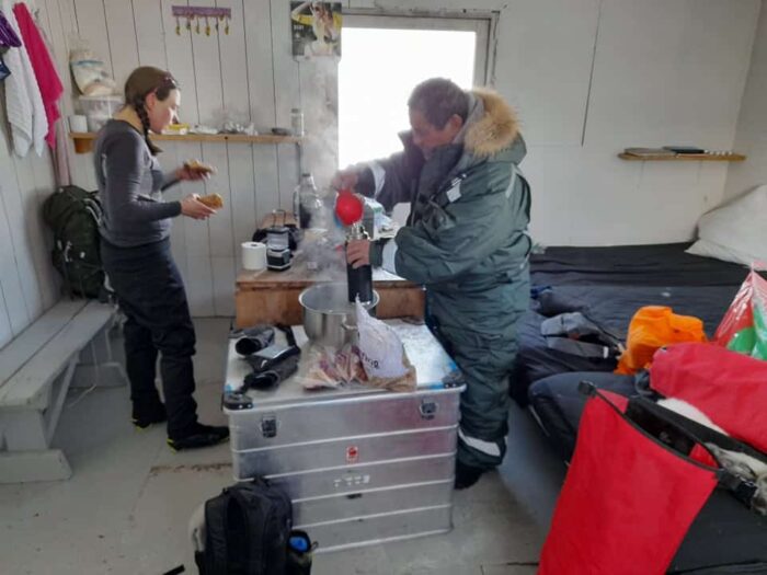Lunch and coffee at the fjord hut. Photo: Mika Lyberth.