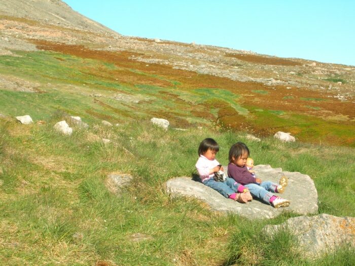 kids in the settlement of siorapaluk
